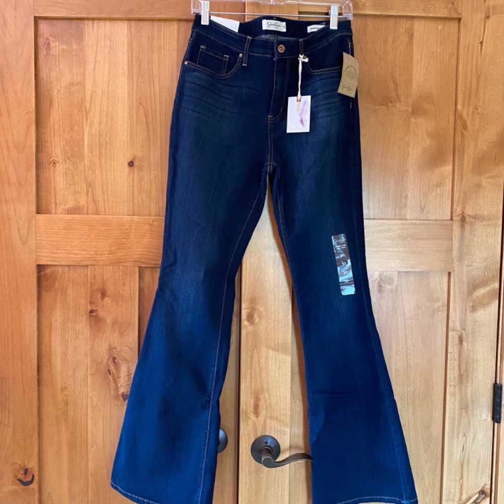 Jessica Simpson High Rise Jeans - Picture 8 of 9